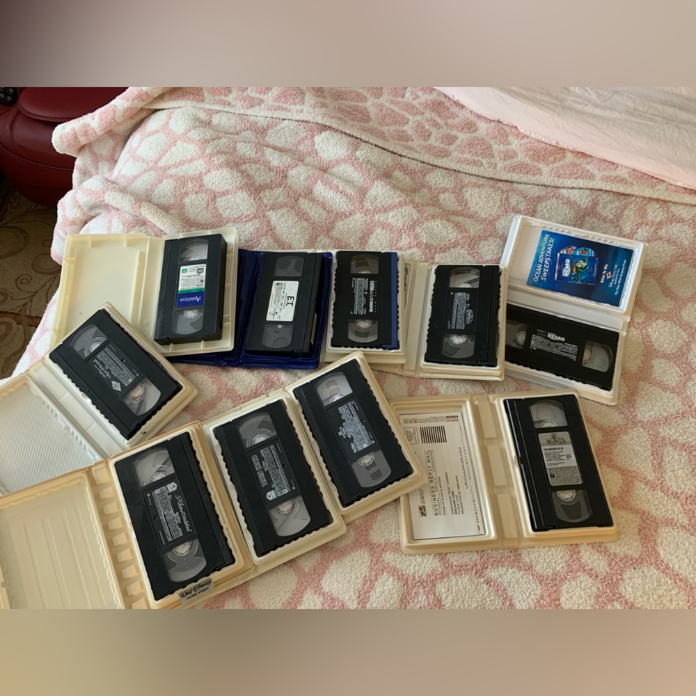 Lot of 10 Walt Disney Black Diamond & Masterpiece Collection VHS Tapes - Picture 3 of 3